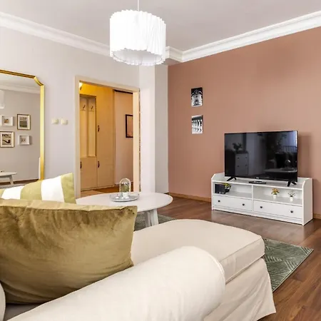 Spacious Apartamento